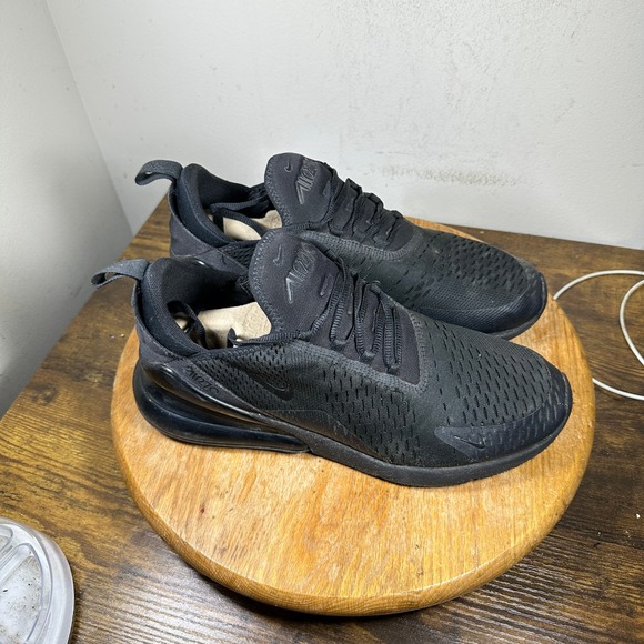 Nike Air Max 270 Triple Black Mens Running Shoes AH8050-005 Size 10.5